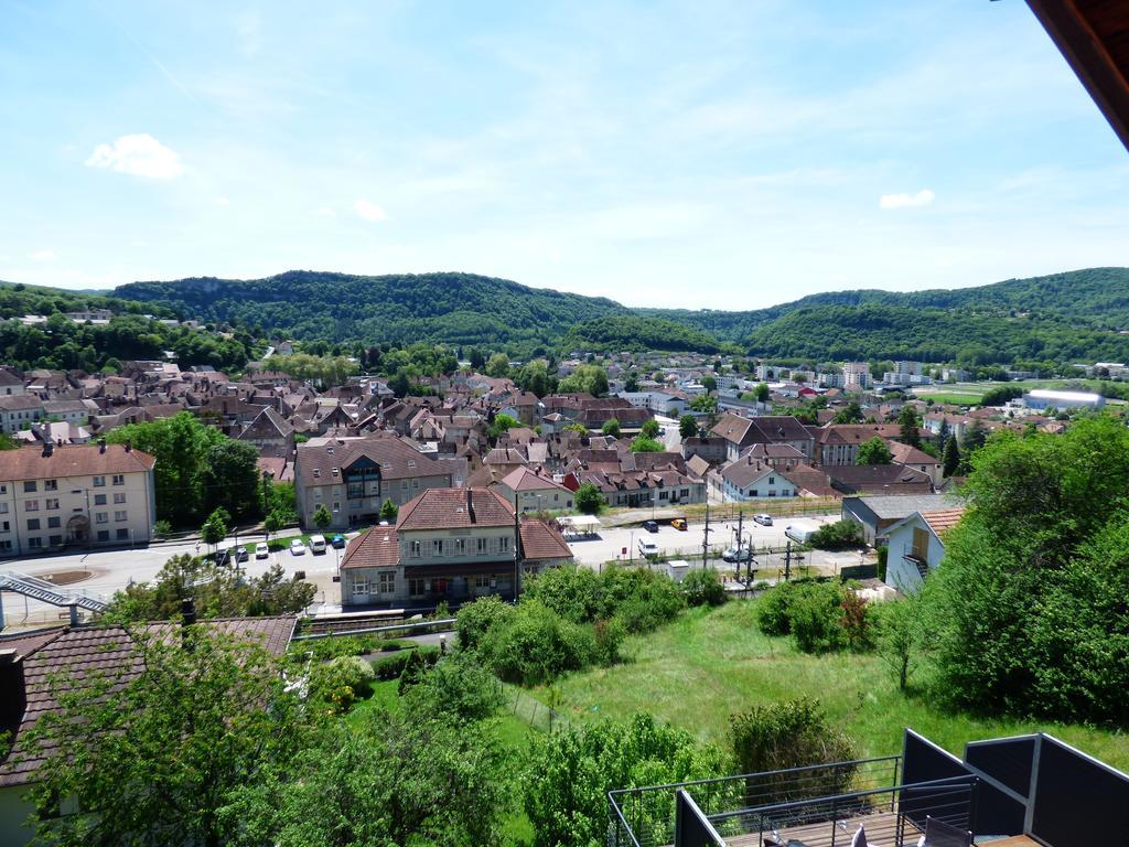 La Colline Aux Yeux Doubs Acomodação com café da manhã Baume-les-Dames Exterior foto