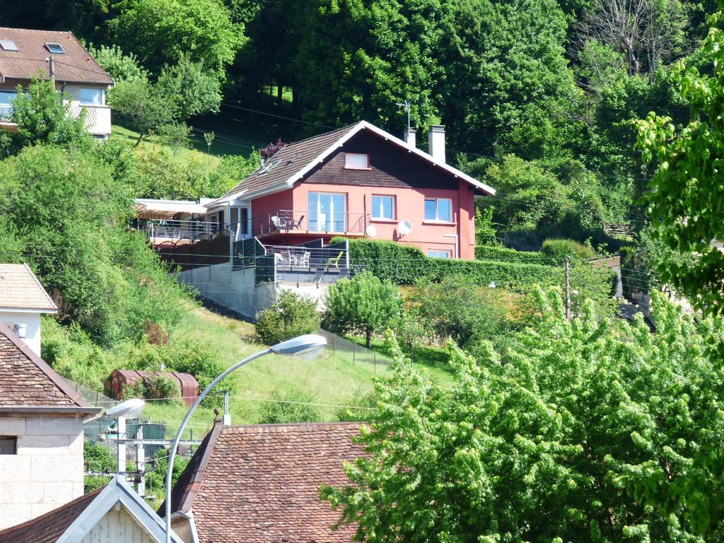 La Colline Aux Yeux Doubs Acomodação com café da manhã Baume-les-Dames Exterior foto